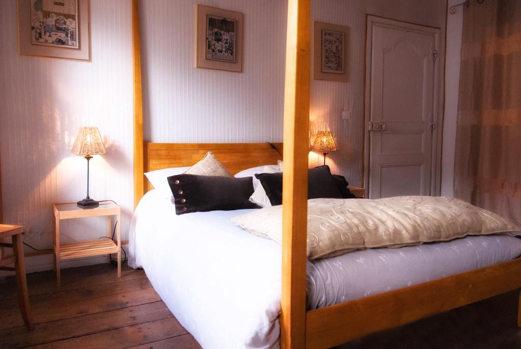 Les Chambres De Lourmel Pontivy Exterior foto